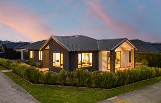84 Maurice Kelly Road, Milldale
