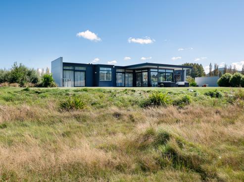 16 The Fairways, Kinloch