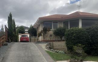 21 Pebble Beach Boulevard, Kamo