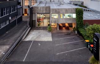 Strategic Uptown investment with long lease