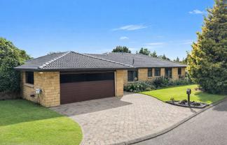15 Brook Place, Springfield