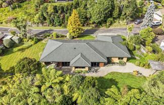 15 Brook Place, Springfield