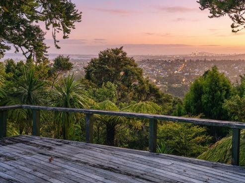 240 Konini Road, Titirangi
