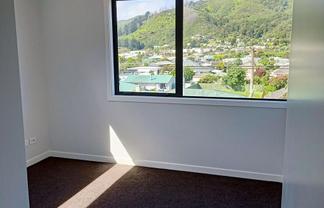10 Main Road, Wainuiomata