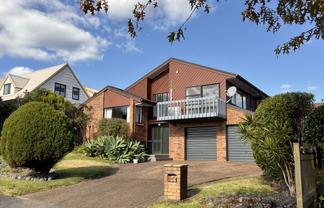 46 Dalwhinnie Parade, Highland Park