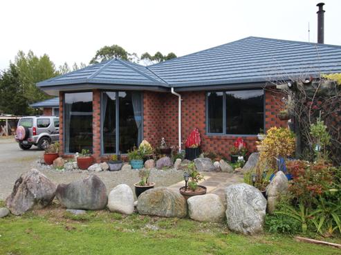 17 Gold Nugget Road, Marsden