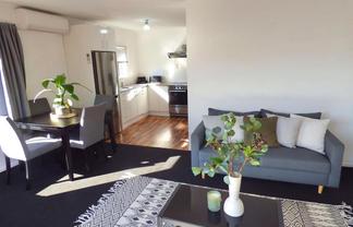 67 Poplar Grove, Whalers Gate