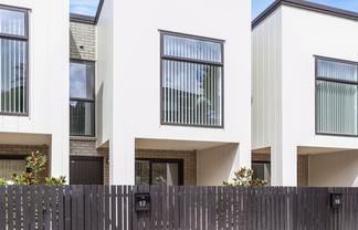 17 Tukari Lane, Mangere Bridge