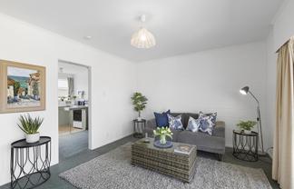 2/14 Jillet Street, Titahi Bay