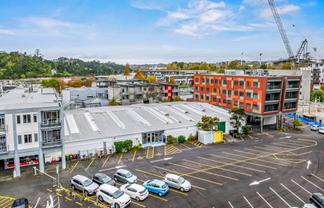EDUCATION OR OFFICE IN ALBANY 1,350M² - 4,200M²
