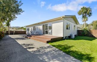 26 Harrison Crescent, Avalon