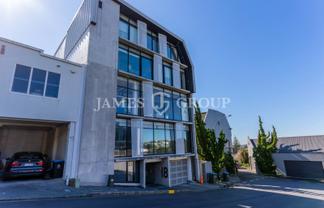 FUNCTIONAL NEWMARKET WORKSPACE – AVAILABLE NOW