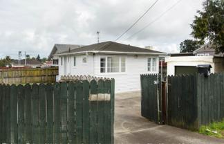 6 Cambridge Terrace, Papatoetoe