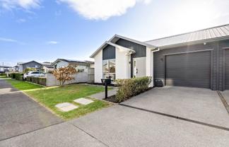 63 Pepene Avenue, Conifer Grove