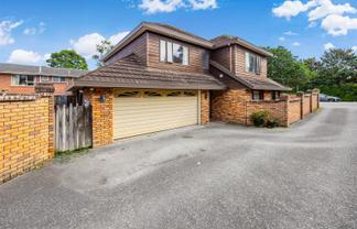 1/11 Mount Saint John Avenue, Epsom