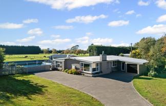 400 Racecourse Road, Allenton