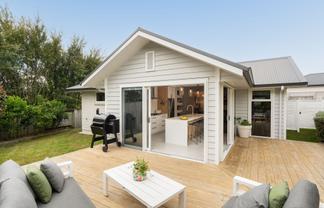 16 Okataina Street, Pyes Pa