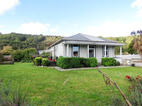 51 Dick Street, Reefton