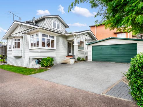 1 Rangiatea Road, Epsom