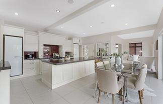 1 Rangiatea Road, Epsom