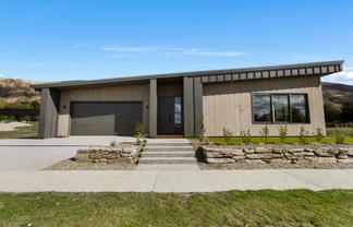 6 Stoneleigh Drive, Wanaka