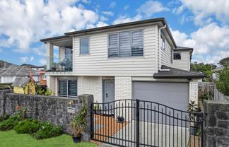 9A Kerrydale Road, Manurewa