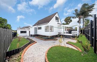 2/18 Elizabeth Avenue, Papatoetoe