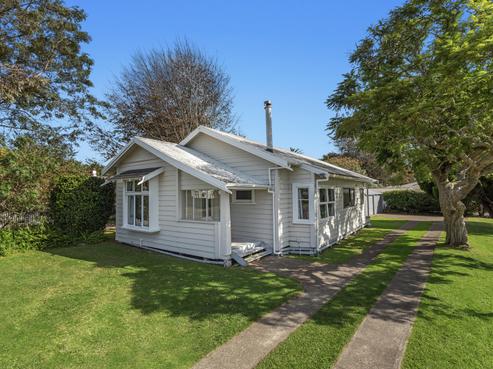 16 Hinemoa Street, Whakatane