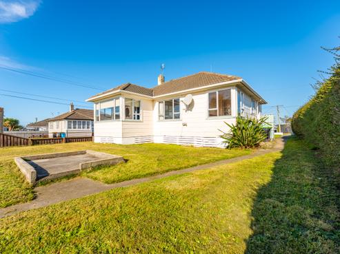 9 Andrew Street, Marchwiel