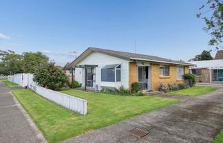 32 Sylvania Drive, Matua