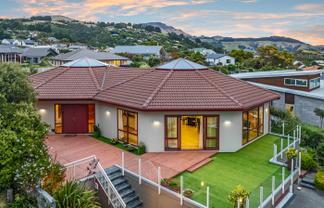 49 James Drive, Diamond Harbour