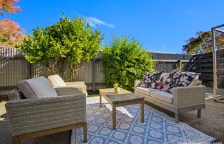 2/37 Middle Road, Havelock North