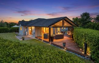240 Three Oaks Drive, Dairy Flat