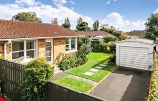 4/11 Preston Avenue, Mount Albert