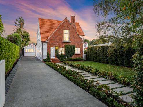 1 Rewa Road, Three Kings