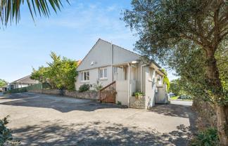 878 Dominion Road, Mount Eden