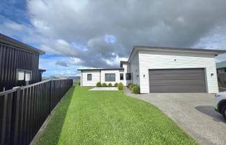 21 Manatu Close, Whangamata