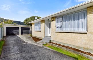 28B Matthews Road, Wainuiomata