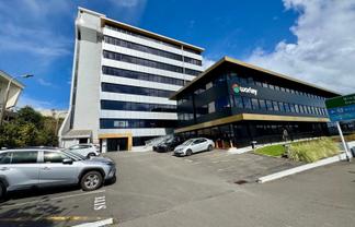 ‘A’ grade office with views