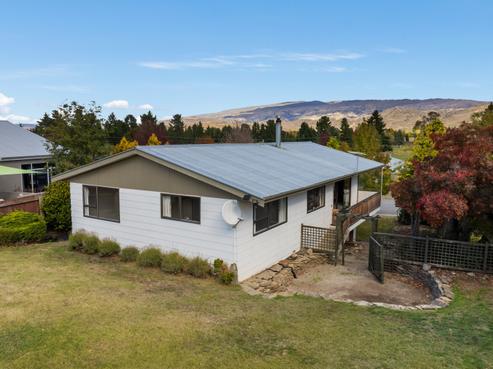 82 Newcastle Street, Clyde
