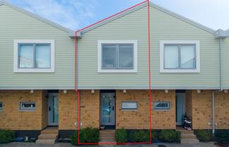 21 Helen Jenepher Lane, Mount Wellington