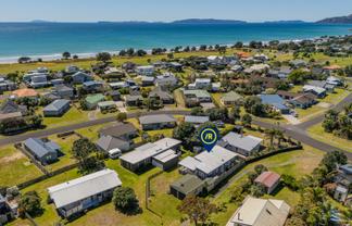 108 Manuka Place, Matarangi