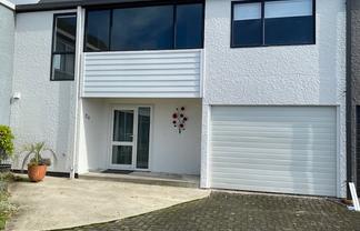 12A First Avenue, Avenues