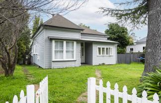 364-364A Clifford Street, Mangapapa