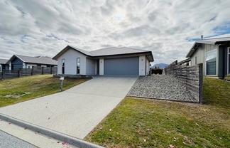 7 Sunnyside Lane, Wanaka