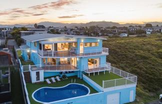 1011 Papamoa Beach Road, Papamoa