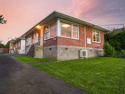 1/229 Glenfield Road, Hillcrest