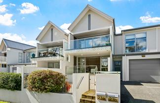 23A Blake Greens, Millwater
