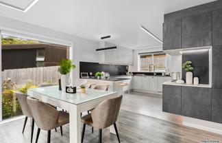 12H Relko Crescent, Torbay