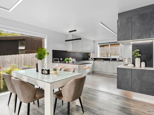 12H Relko Crescent, Torbay